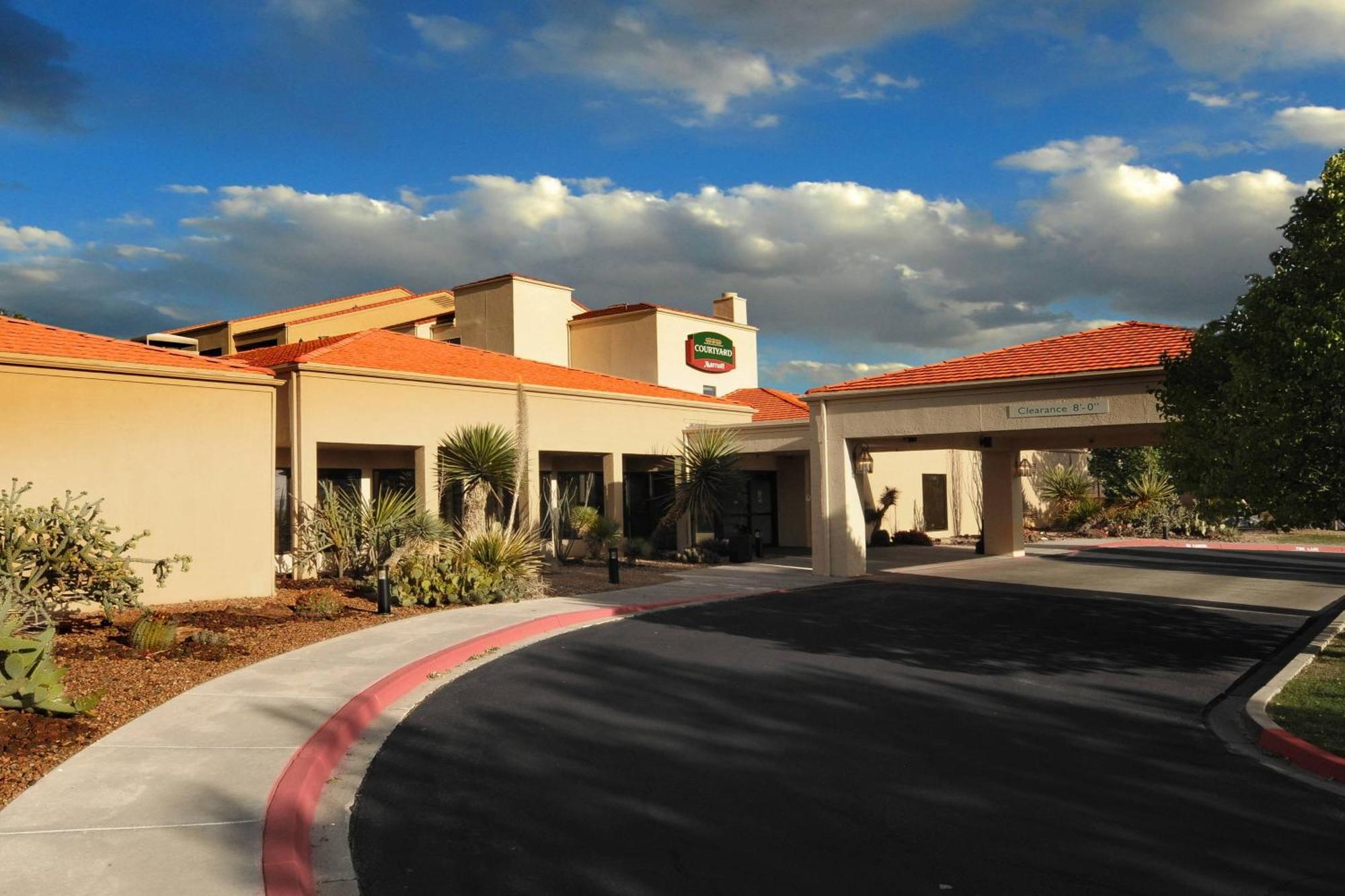 Courtyard By Marriott Albuquerque Airport Hotel Exterior photo